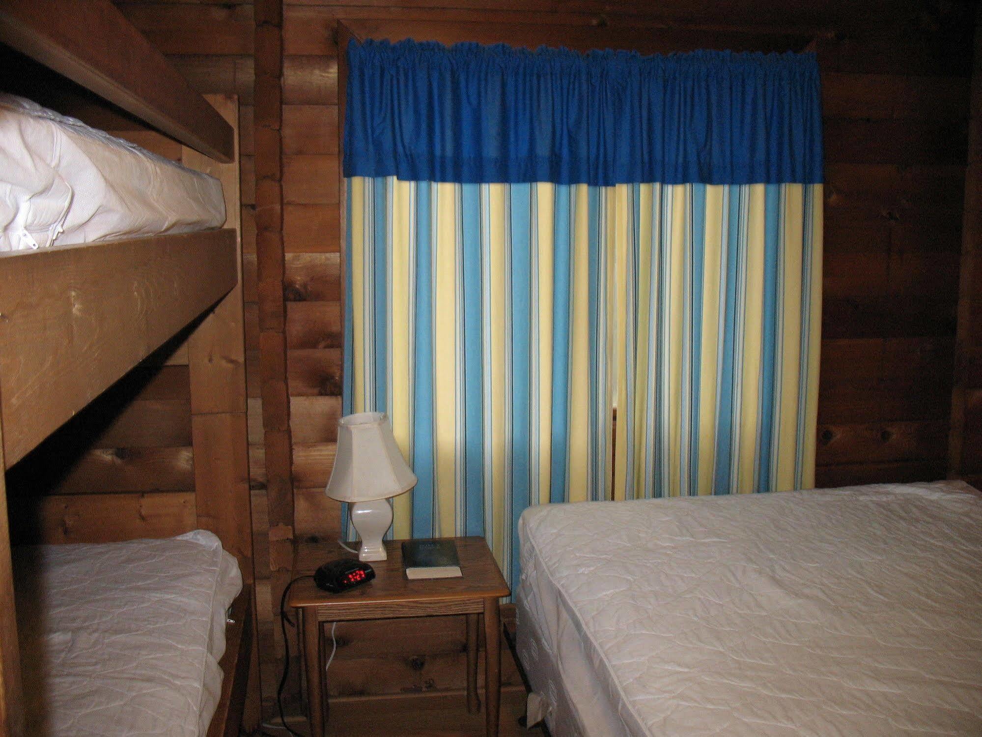 Forest Lake Rv & Camping Resort Advance Dış mekan fotoğraf
